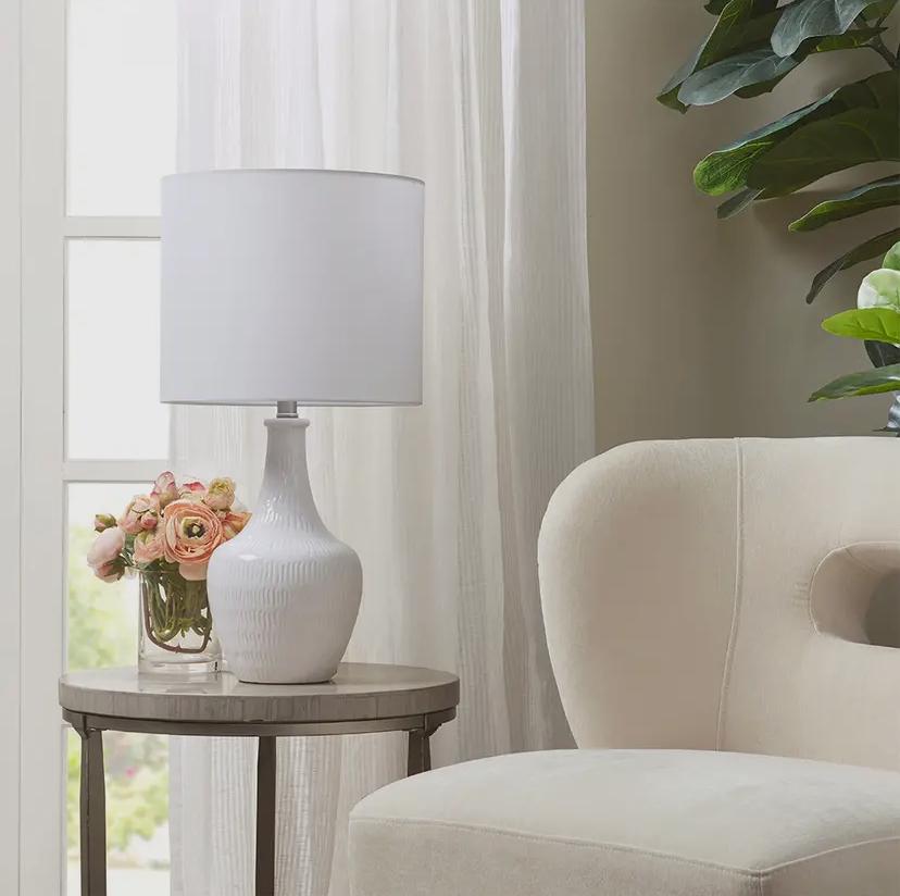 Teardrop Ceramic White Table Lamp with Textured Vase Design